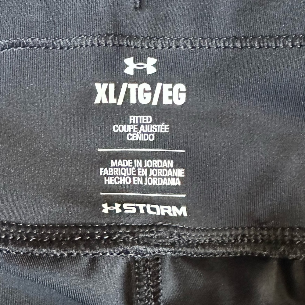Under Armor Women’s Fitted Storm Pants - Picture 3 of 7